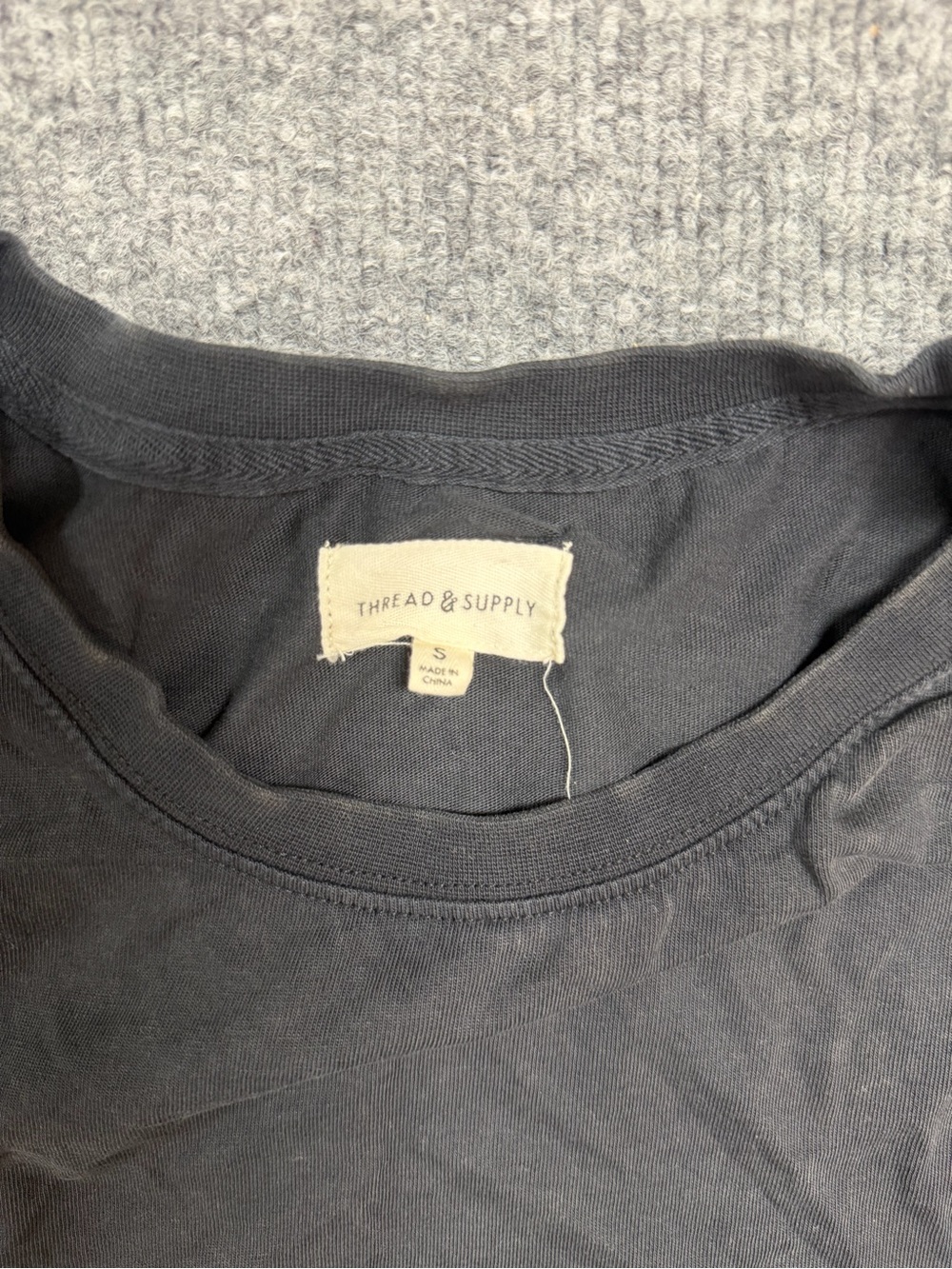 Thread & Supply Top - Picture 3 of 3
